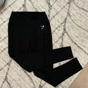 Gymshark Black Seamless leggings with pockets